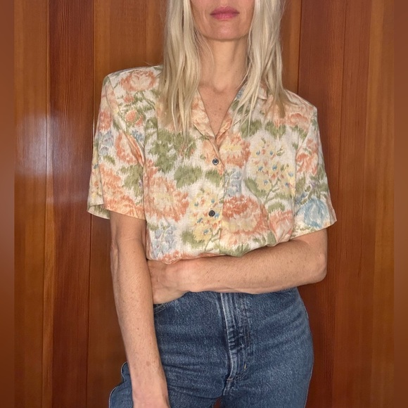 Vintage Tops - Vintage ILGWU Floral Wallpaper Print Cottagecore Linen Blend Blouse Made in USA